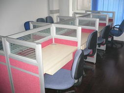 辦公屏風(fēng) 現(xiàn)代辦公空間中的多功能必需品